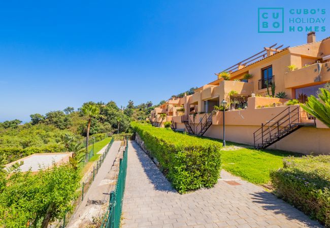 Appartement à Ojen - Cubo's Marbella Hill View Golf