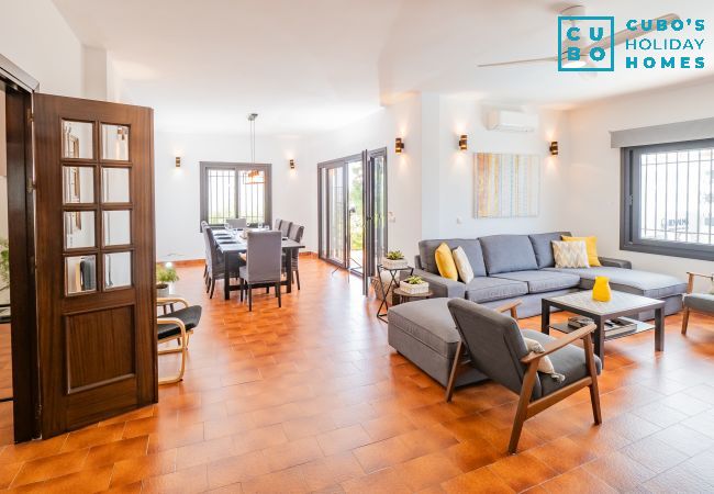 Villa à Benalmádena - Cubo's Beach Front Villa Benalmadena Villa à Benalmádena - Cubo's Beach Front Villa Benalmadena