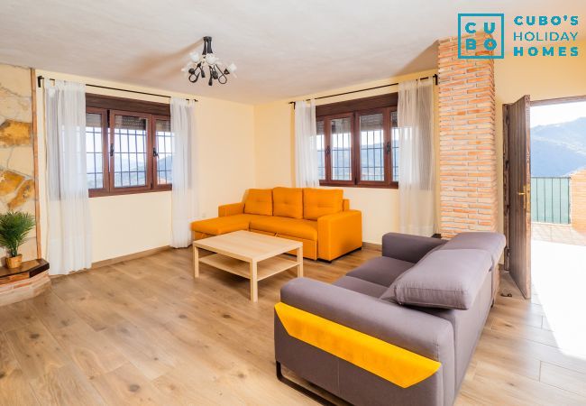 Gîte Rural à Málaga - Cubo's The Secret Almogia Mountain View Gîte Rural à Málaga - Cubo's The Secret Almogia Mountain View