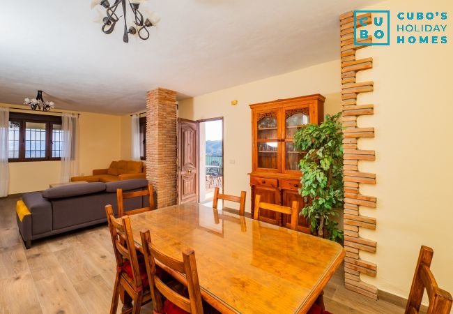 Gîte Rural à Málaga - Cubo's The Secret Almogia Mountain View Gîte Rural à Málaga - Cubo's The Secret Almogia Mountain View