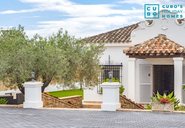 Gîte Rural à Alhaurín el Grande - Cubo's La Luz del Valle Rural House Gîte Rural à Alhaurín el Grande - Cubo's La Luz del Valle Rural House