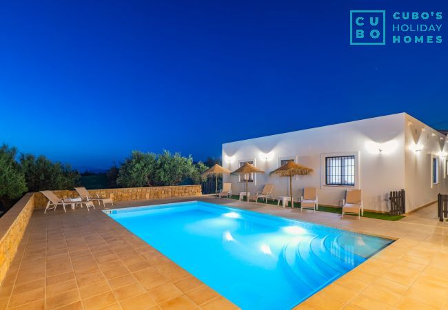 Gîte Rural à Alhaurín el Grande - Cubo's La Luz del Valle Rural House Gîte Rural à Alhaurín el Grande - Cubo's La Luz del Valle Rural House