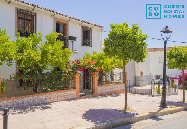 Maison à Casabermeja - Cubo's Noches de Luna Casabermeja House Maison à Casabermeja - Cubo's Noches de Luna Casabermeja House