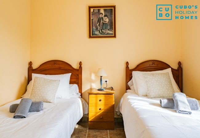Gîte Rural à Alhaurín el Grande - Cubo's Casa Rural Isabelita Gîte Rural à Alhaurín el Grande - Cubo's Casa Rural Isabelita