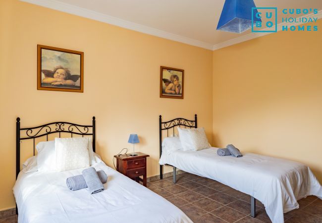 Gîte Rural à Alhaurín el Grande - Cubo's Casa Rural Isabelita Gîte Rural à Alhaurín el Grande - Cubo's Casa Rural Isabelita