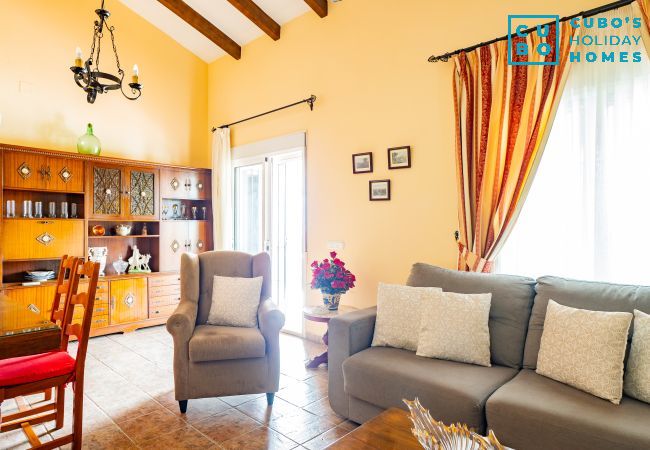 Gîte Rural à Alhaurín el Grande - Cubo's Casa Rural Isabelita Gîte Rural à Alhaurín el Grande - Cubo's Casa Rural Isabelita