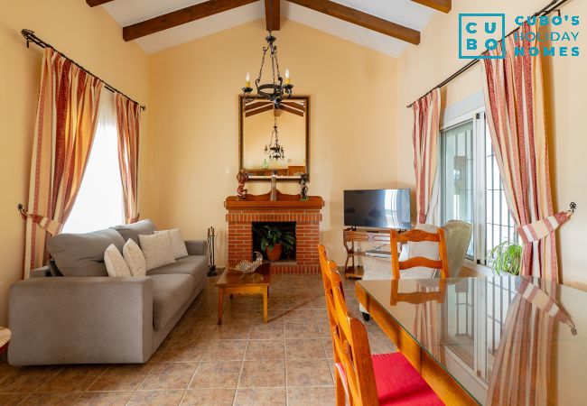 Gîte Rural à Alhaurín el Grande - Cubo's Casa Rural Isabelita Gîte Rural à Alhaurín el Grande - Cubo's Casa Rural Isabelita