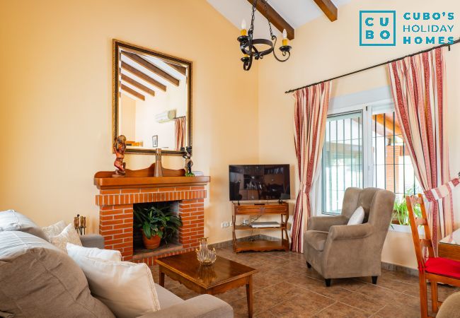 Gîte Rural à Alhaurín el Grande - Cubo's Casa Rural Isabelita Gîte Rural à Alhaurín el Grande - Cubo's Casa Rural Isabelita