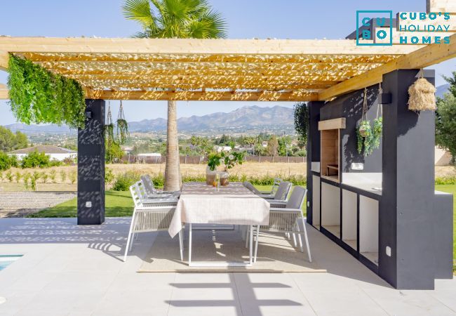 Villa à Alhaurín el Grande - Cubo's Villa Palmera for Adults Villa à Alhaurín el Grande - Cubo's Villa Palmera for Adults
