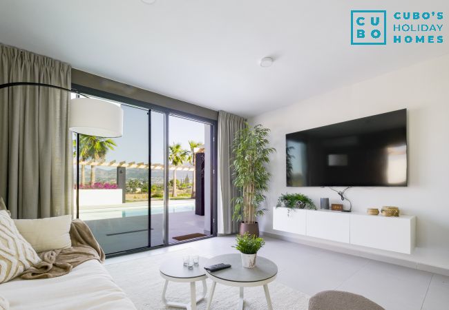 Villa à Alhaurín el Grande - Cubo's Villa Palmera for Adults Villa à Alhaurín el Grande - Cubo's Villa Palmera for Adults