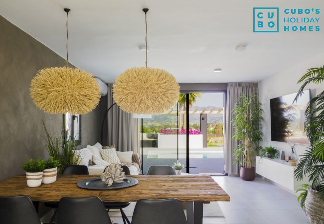 Villa à Alhaurín el Grande - Cubo's Villa Palmera for Adults Villa à Alhaurín el Grande - Cubo's Villa Palmera for Adults