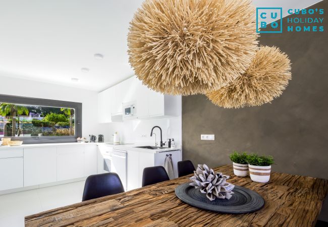 Villa à Alhaurín el Grande - Cubo's Villa Palmera for Adults Villa à Alhaurín el Grande - Cubo's Villa Palmera for Adults