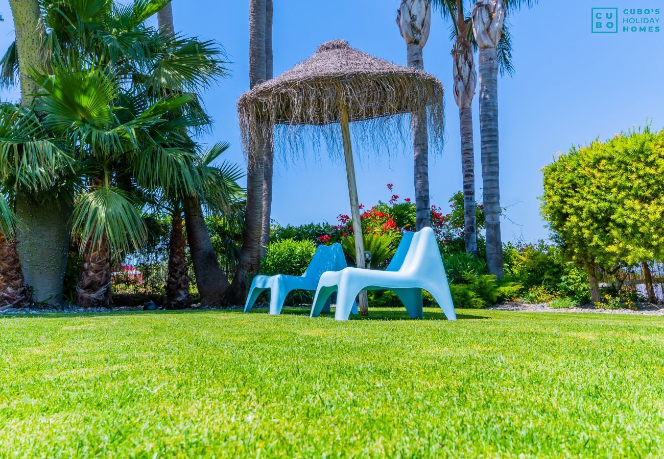 Jardin de cette villa à Alhaurín de la Torre