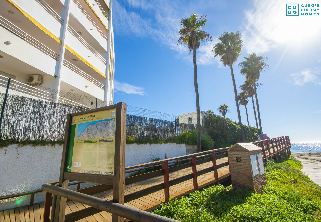 Plage près de cet appartement à Mijas Costa