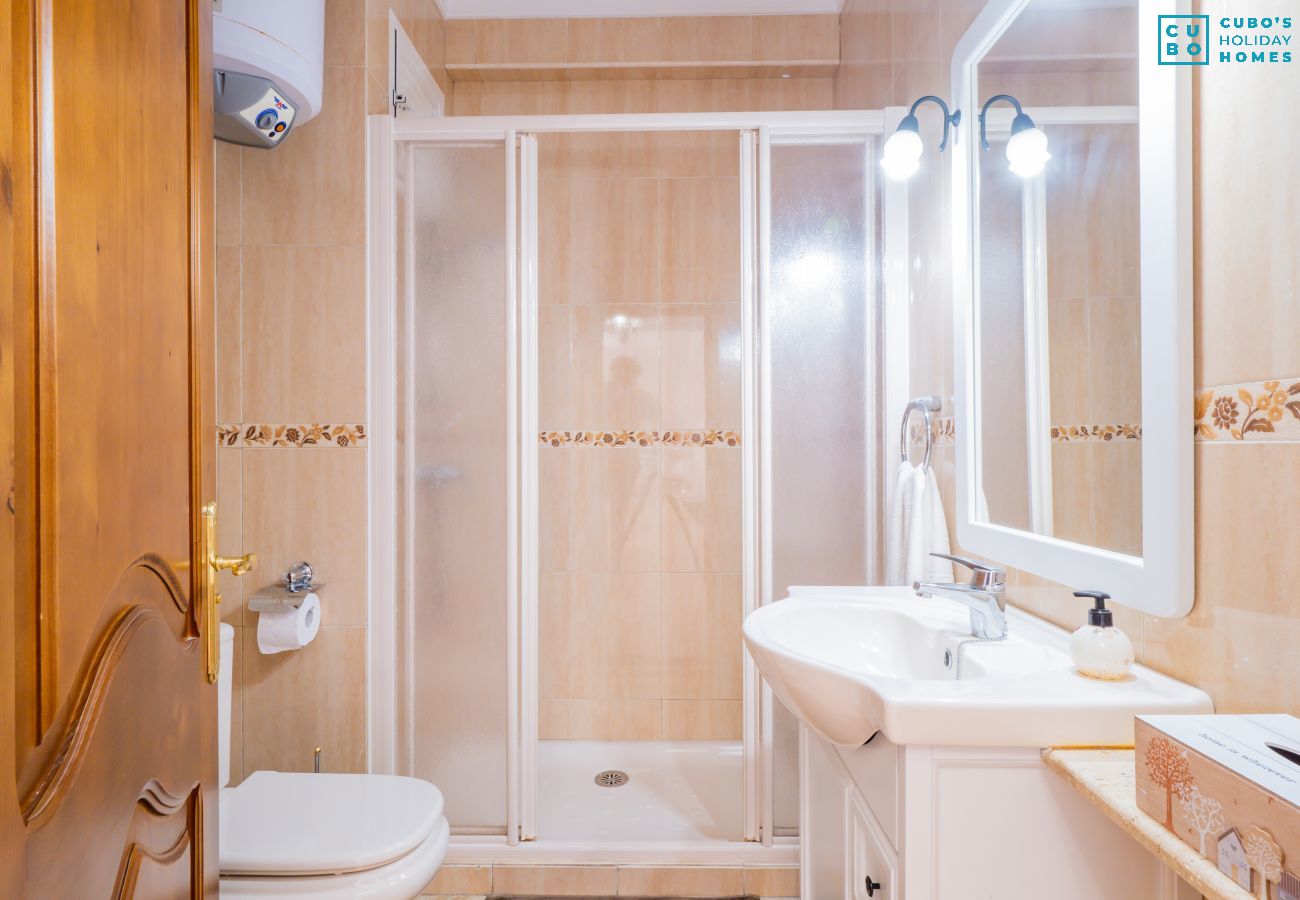Salle de bain dans cet appartement à Benalmádena