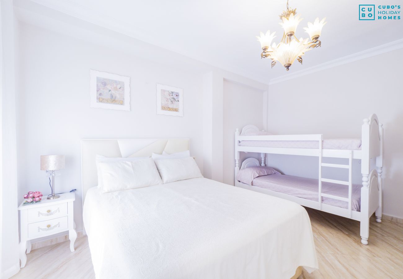 Chambre qui a cet appartement à Benalmádena