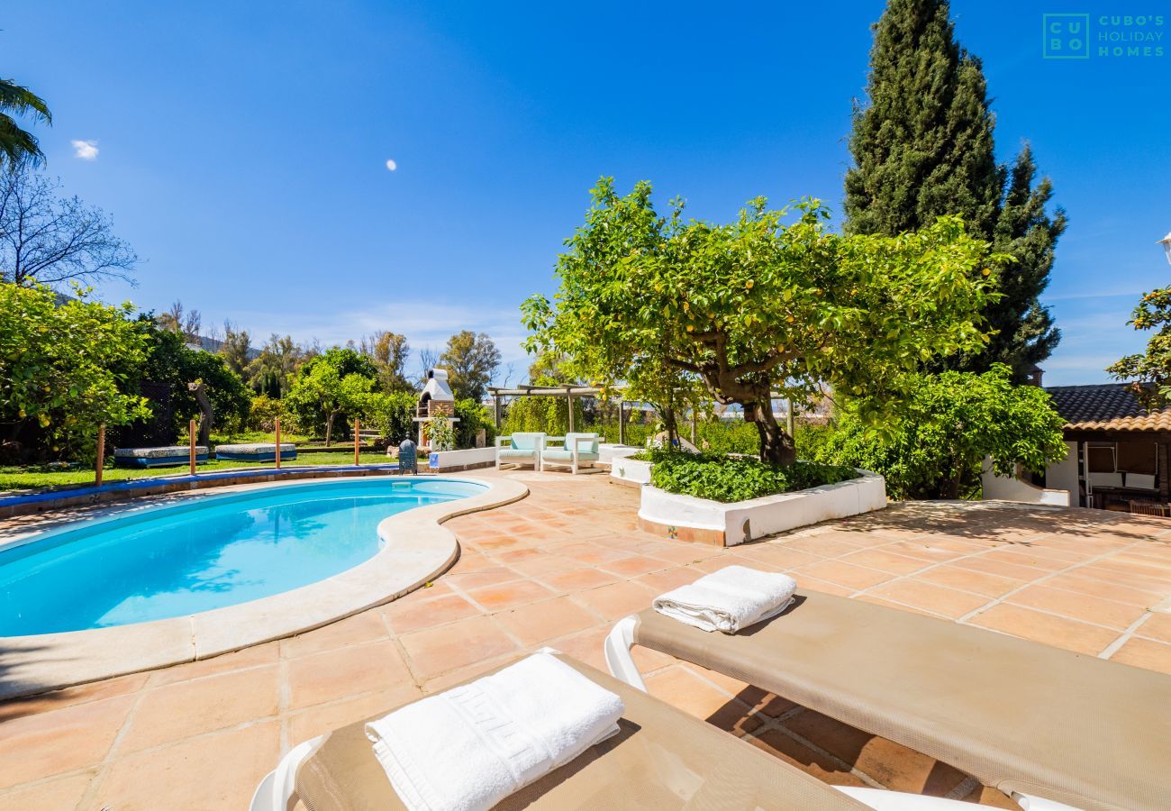 Gîte Rural à Alhaurín el Grande - Cubo's Casa Lucia Private Pool