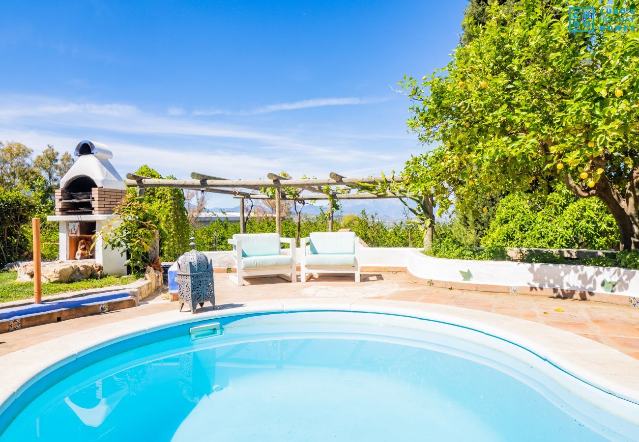 Gîte Rural à Alhaurín el Grande - Cubo's Casa Lucia Private Pool