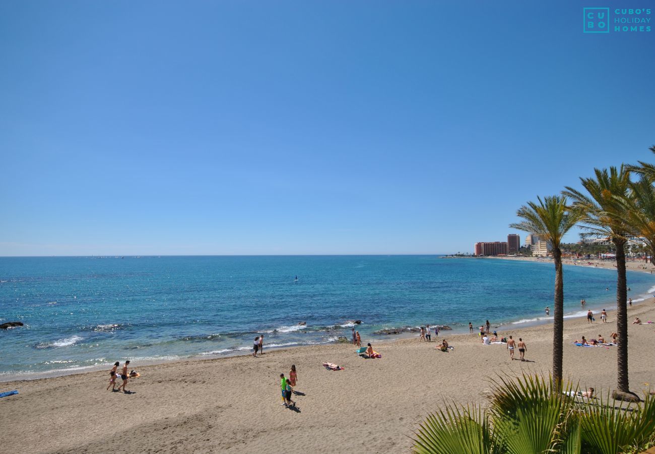 Plage près de cet appartement à Benalmadena