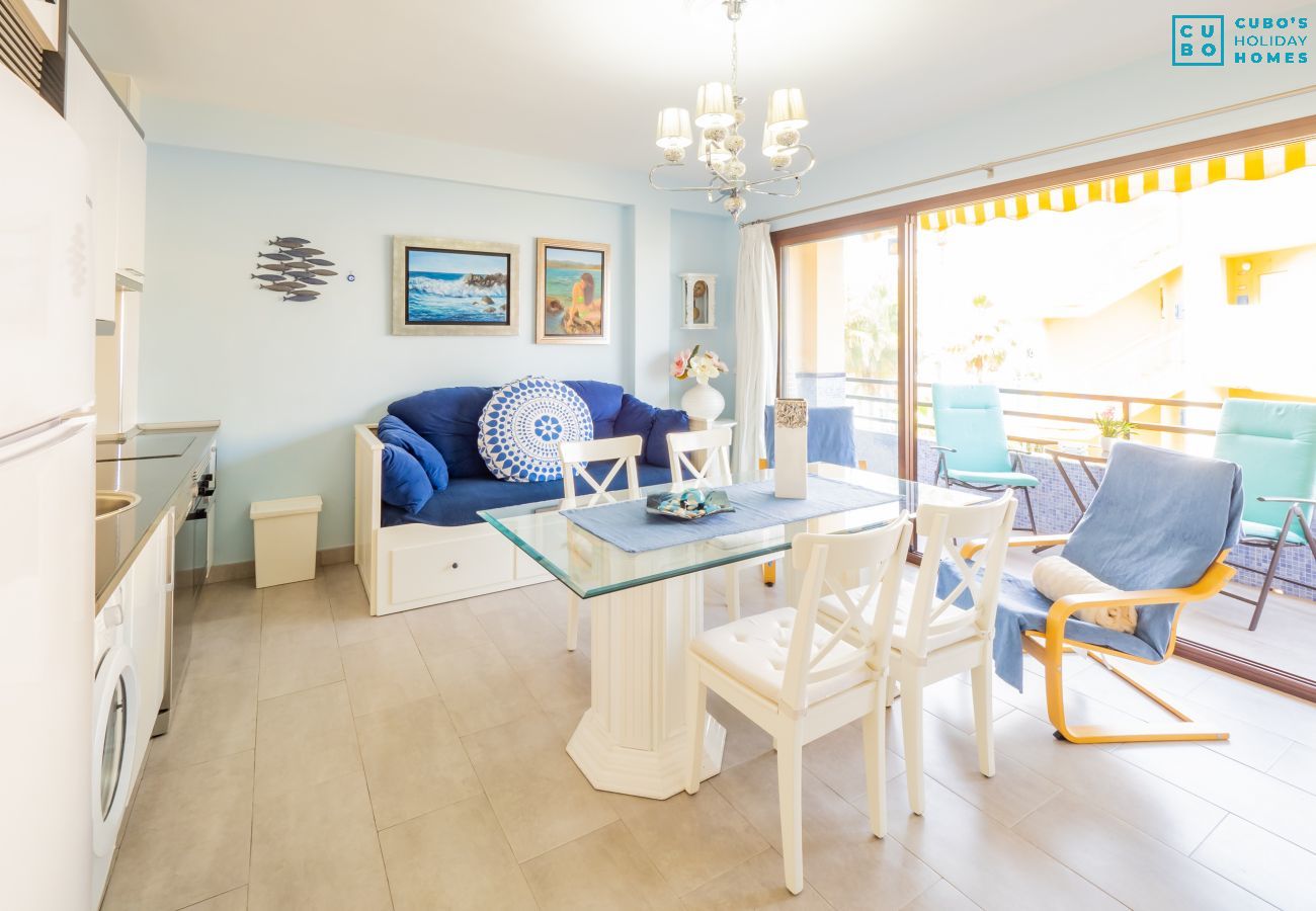 Salon de cet appartement à Torremolinos