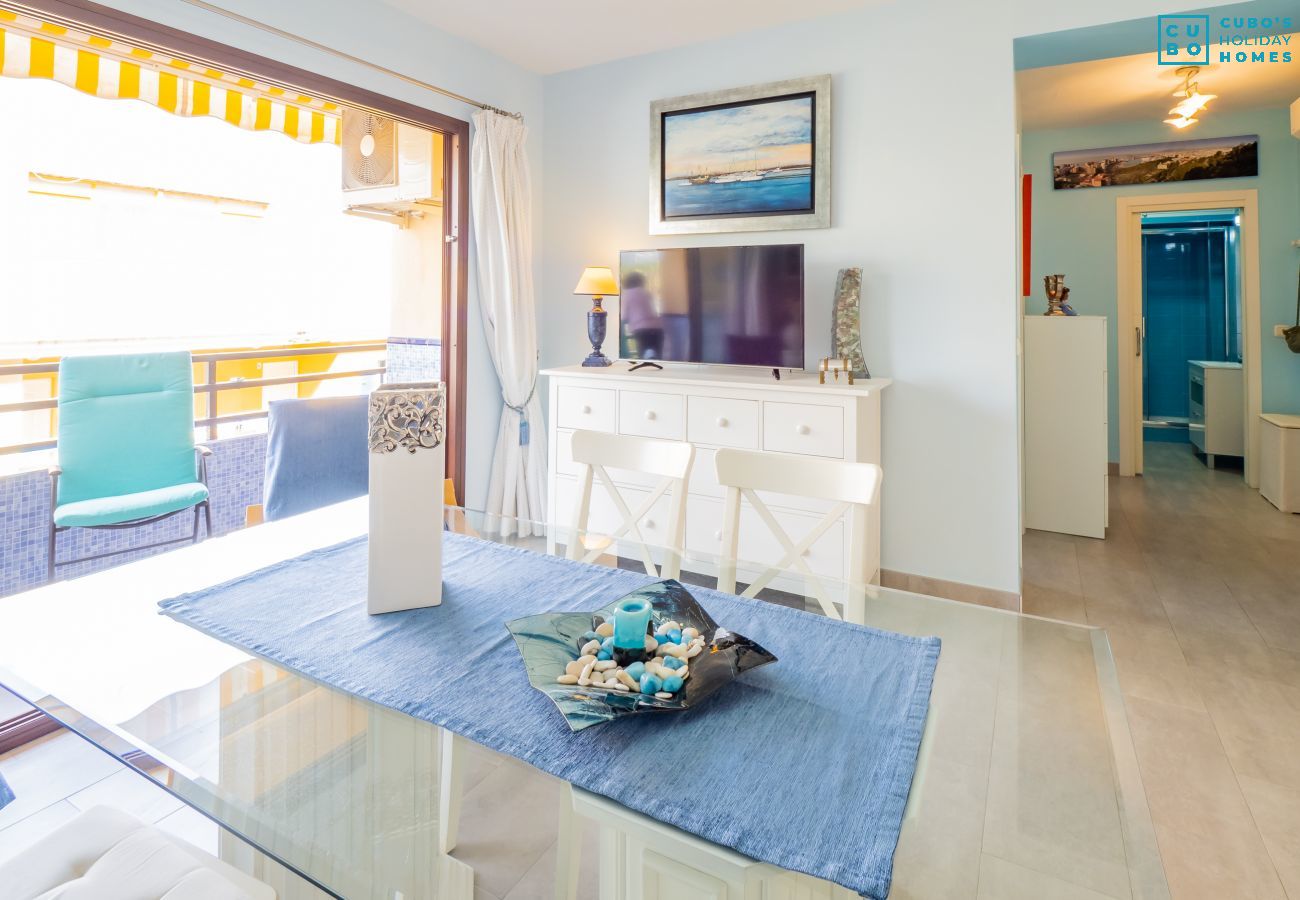 Salon de cet appartement à Torremolinos