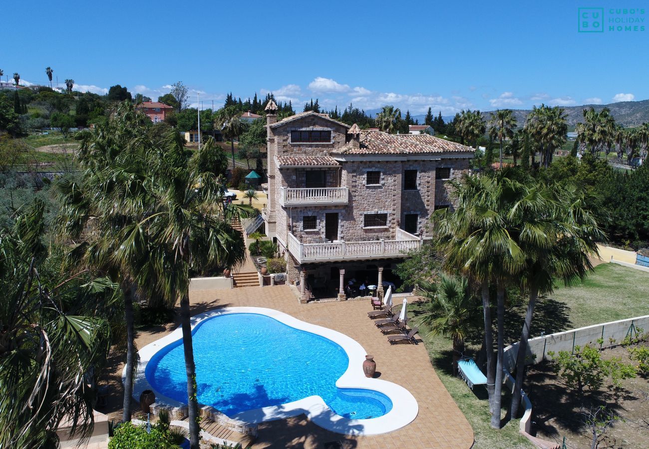 Villa à Alhaurin de la Torre - Cubo's Villa Dos Reyes