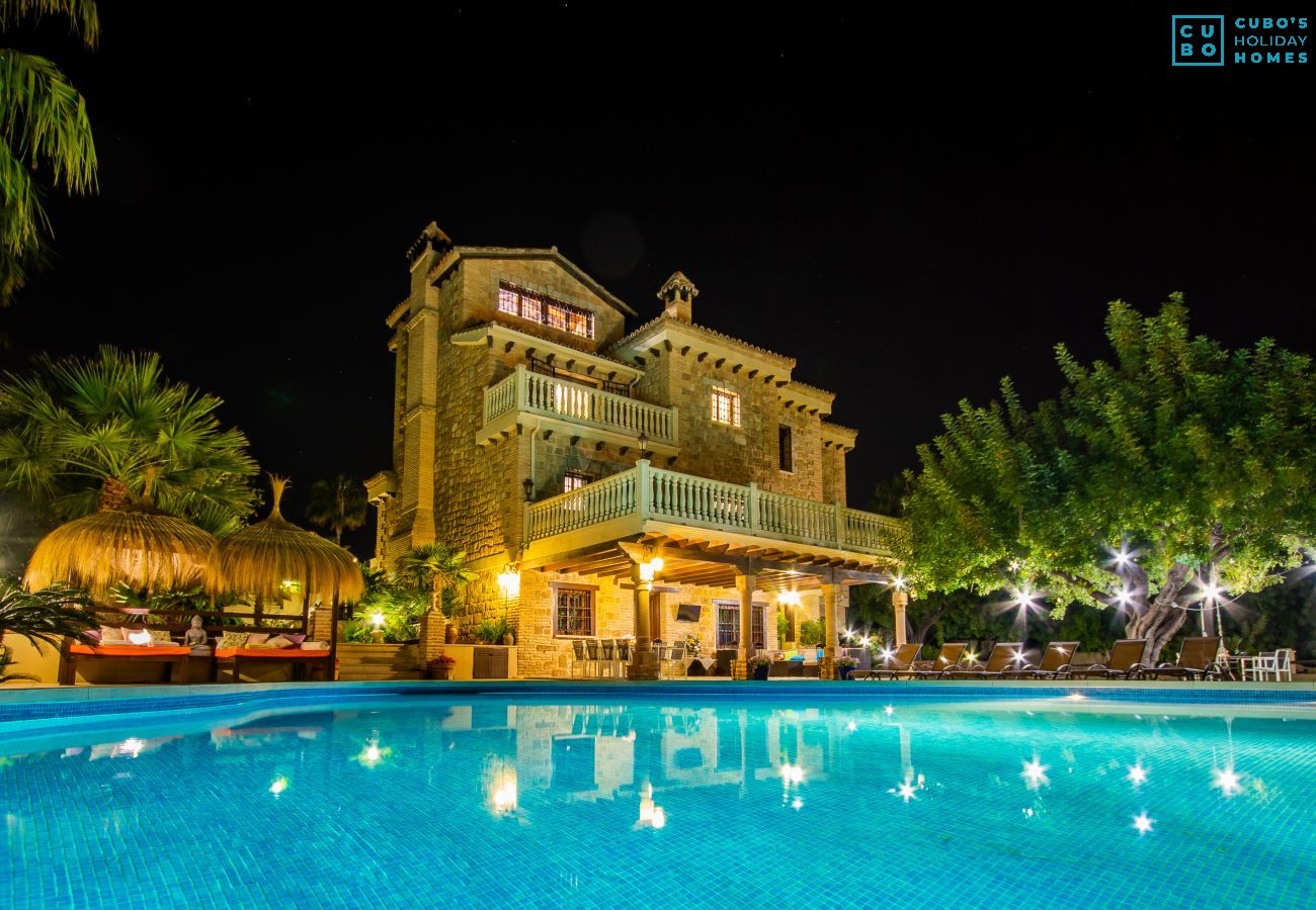 Villa à Alhaurin de la Torre - Cubo's Villa Dos Reyes