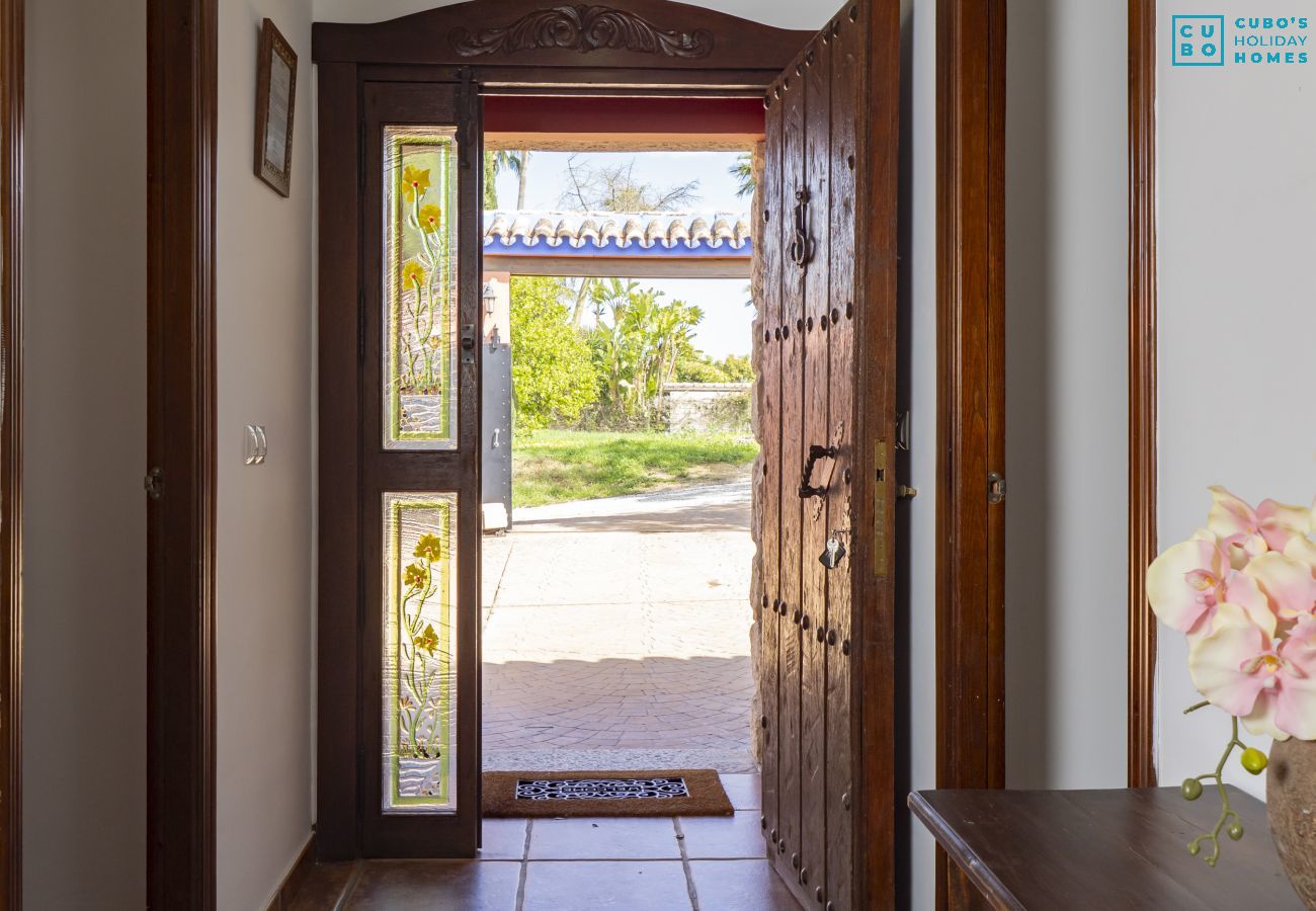 Gîte Rural à Alhaurin de la Torre - Cubo's Finca la Encina