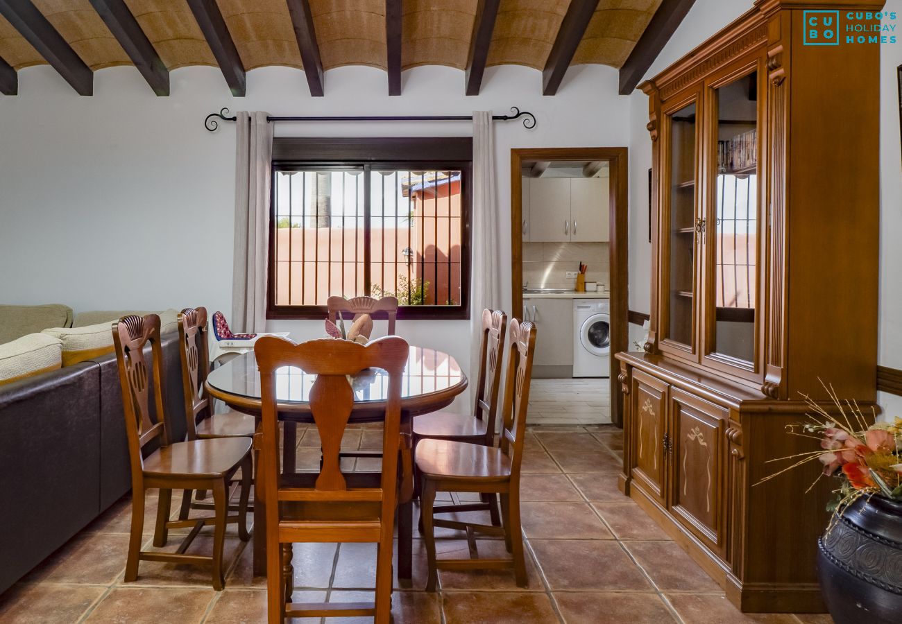 Gîte Rural à Alhaurin de la Torre - Cubo's Finca la Encina