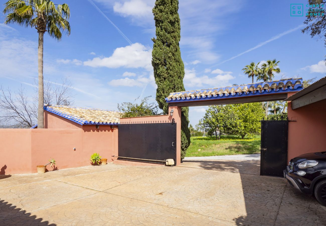 Gîte Rural à Alhaurin de la Torre - Cubo's Finca la Encina