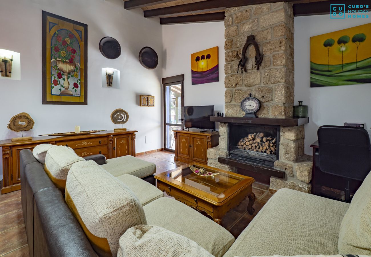Gîte Rural à Alhaurin de la Torre - Cubo's Finca la Encina