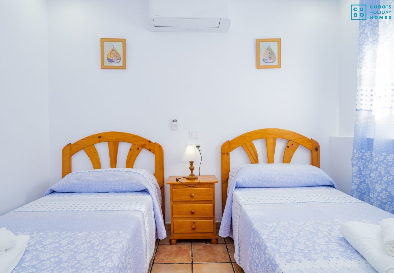 Chambre d'enfants de cette Finca à Coín