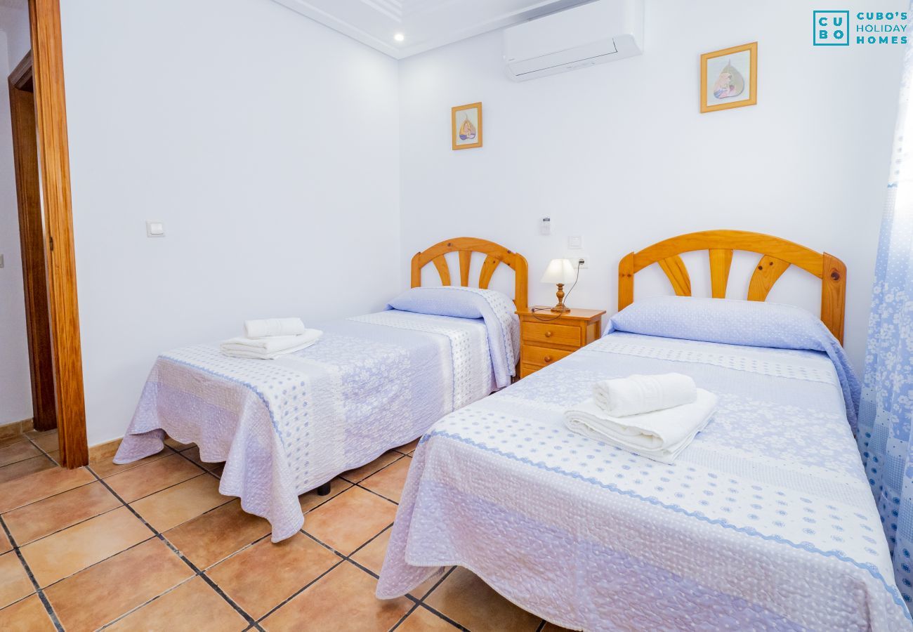 Chambre d'enfants de cette Finca à Coín