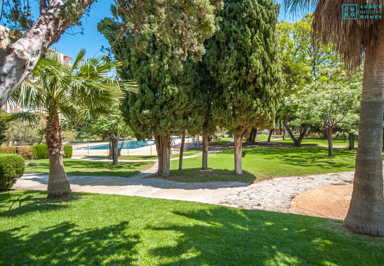 Jardin de cet appartement à Benalmádena