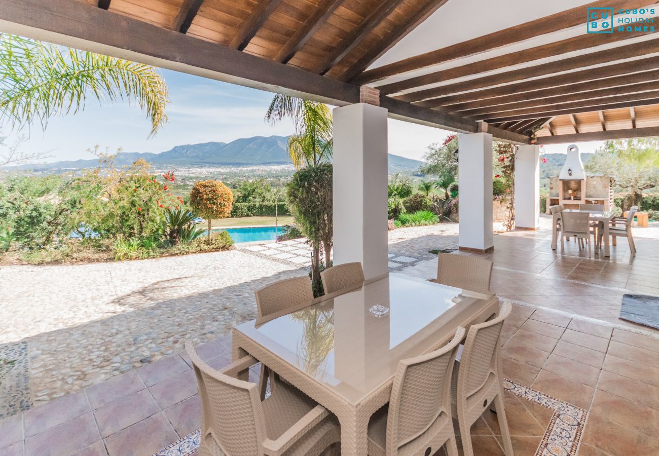 Terrasse de cette villa à Alhaurín el Grande