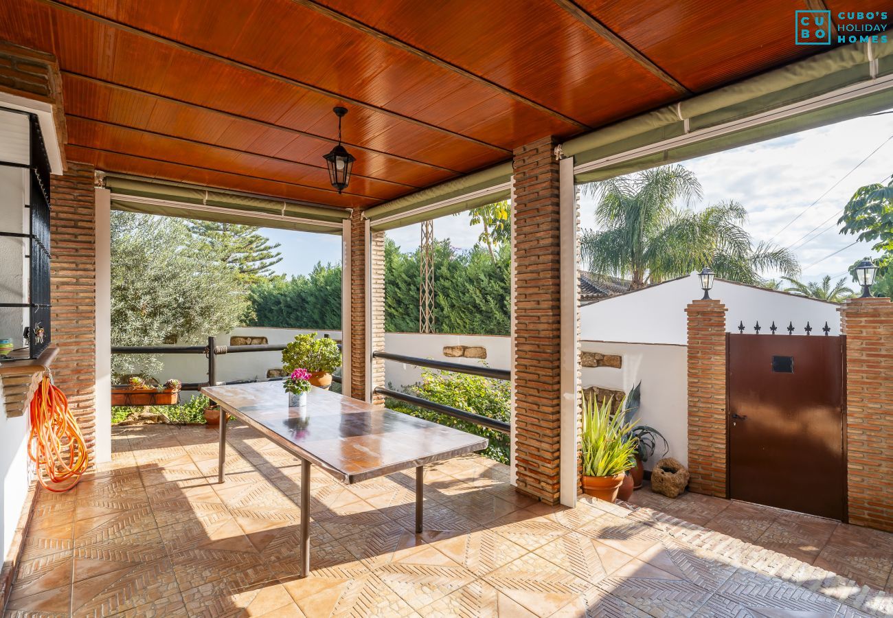 Gîte Rural à Alhaurín el Grande - Cubo's Casa Rural Tirado & Heated Pool