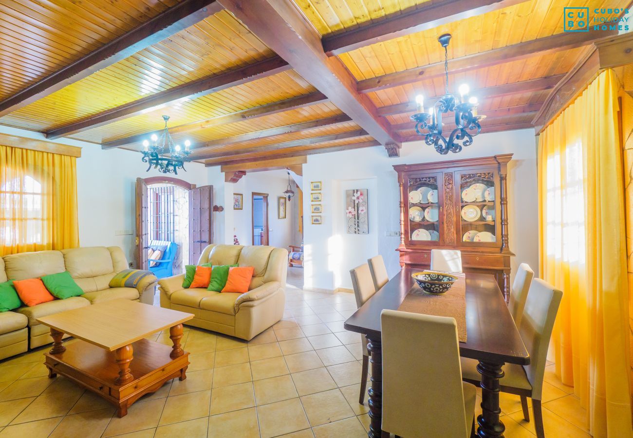 Gîte Rural à Alhaurín el Grande - Cubo's Finca Los Helechos