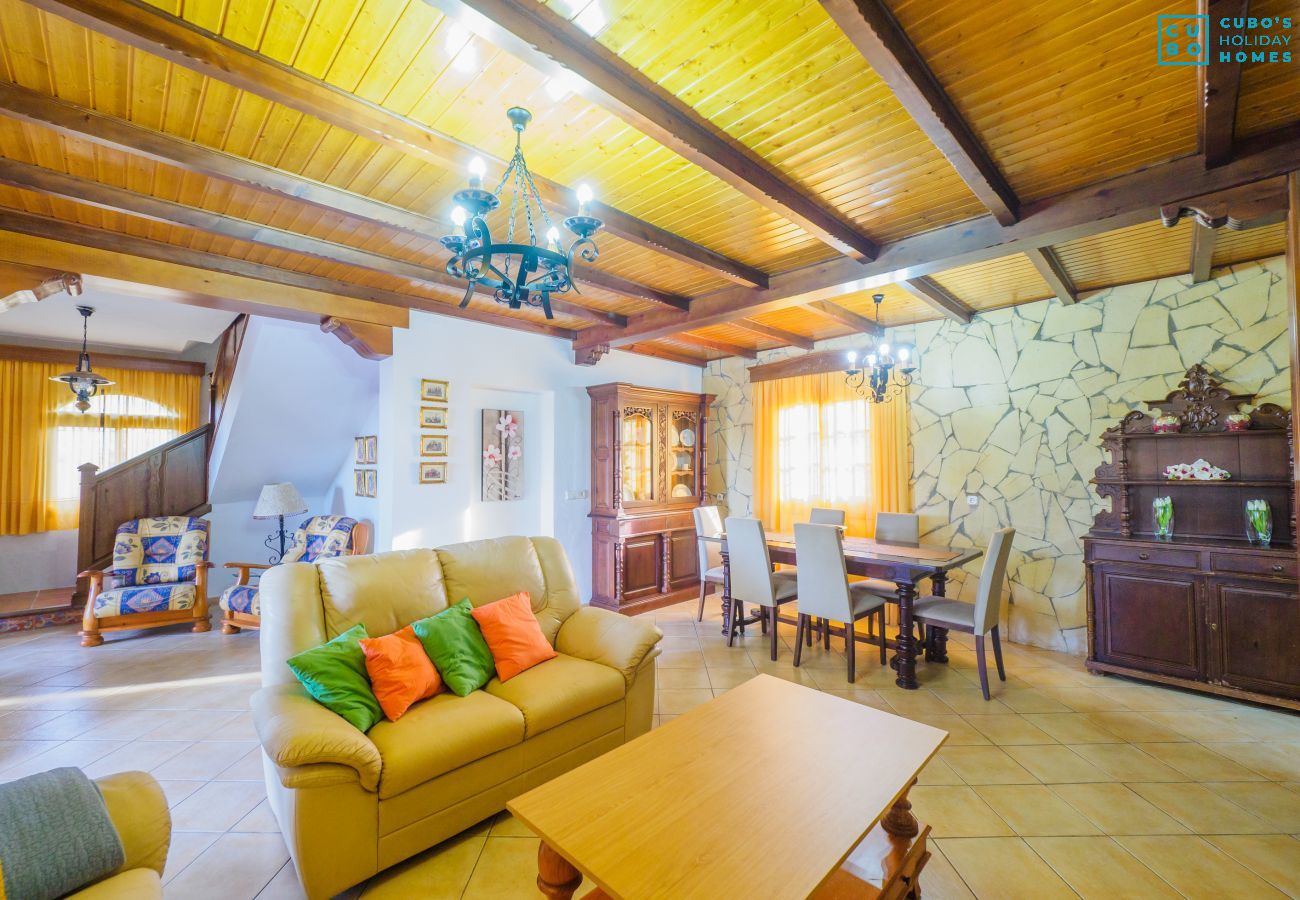 Gîte Rural à Alhaurín el Grande - Cubo's Finca Los Helechos