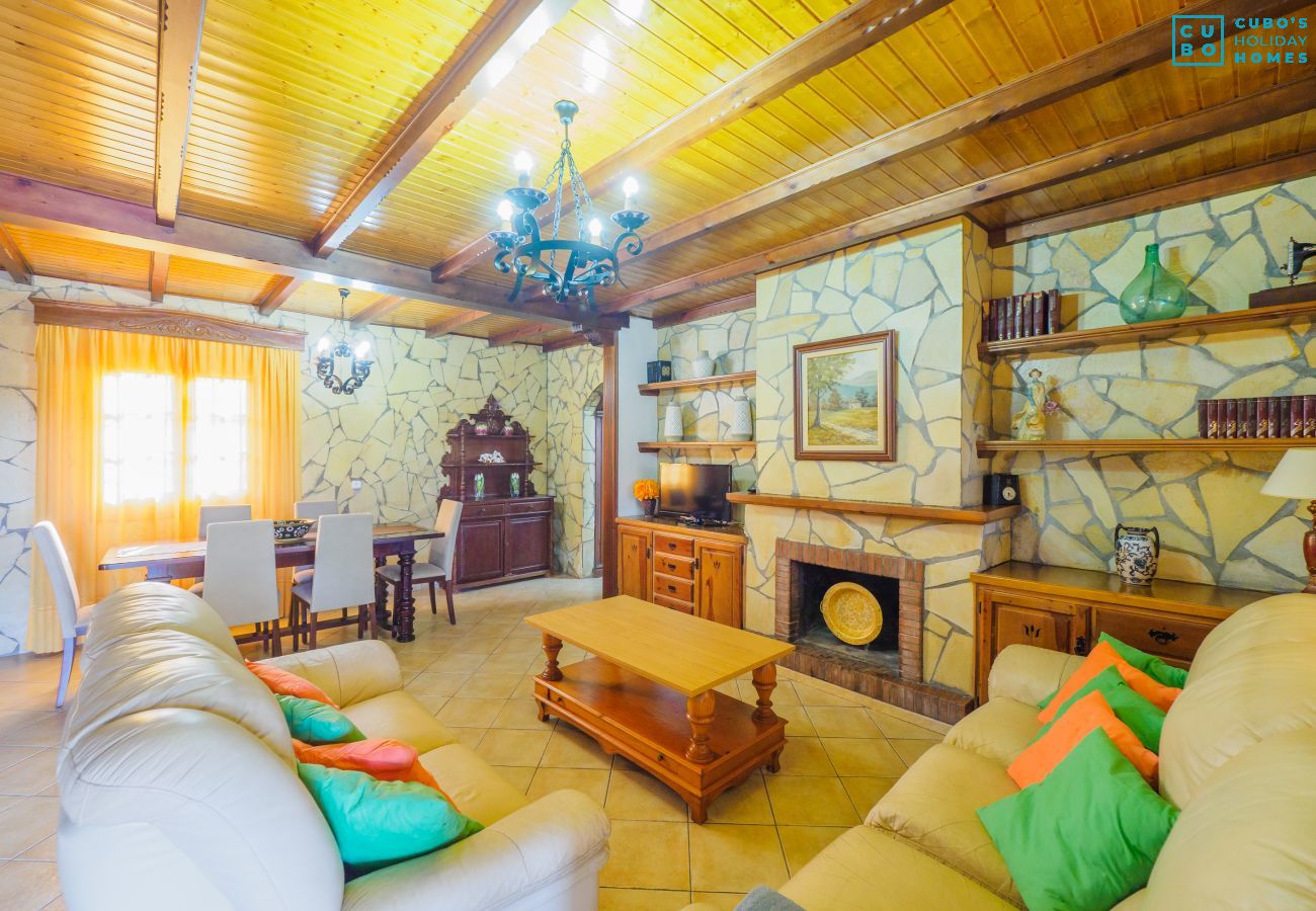 Gîte Rural à Alhaurín el Grande - Cubo's Finca Los Helechos