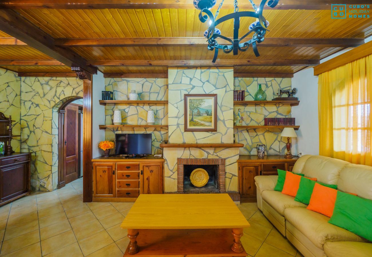 Gîte Rural à Alhaurín el Grande - Cubo's Finca Los Helechos