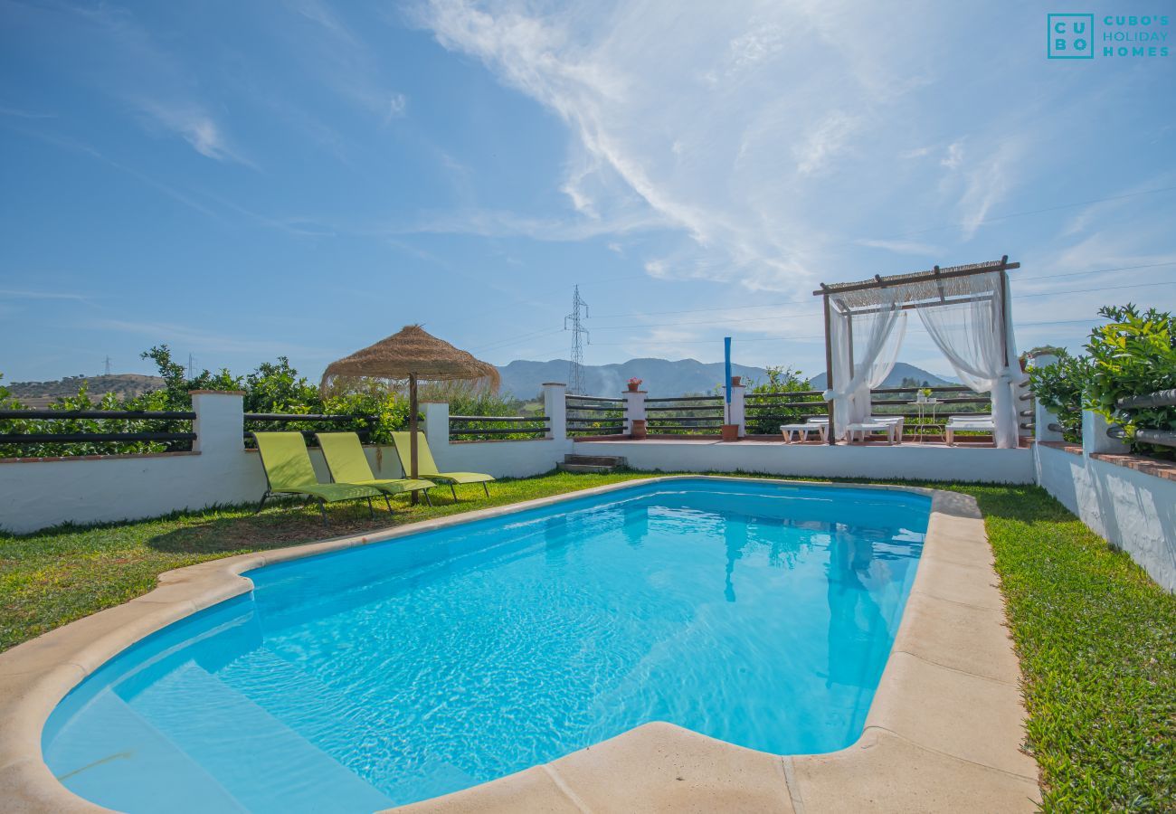 Piscine privée de cette Finca à Cártama