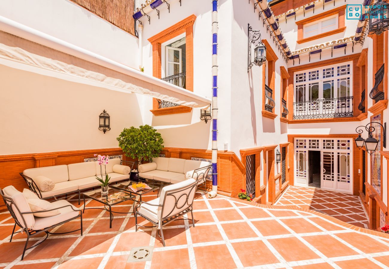 Terrasse de cette maison de luxe dans le centre d'Alhaurín el Grande
