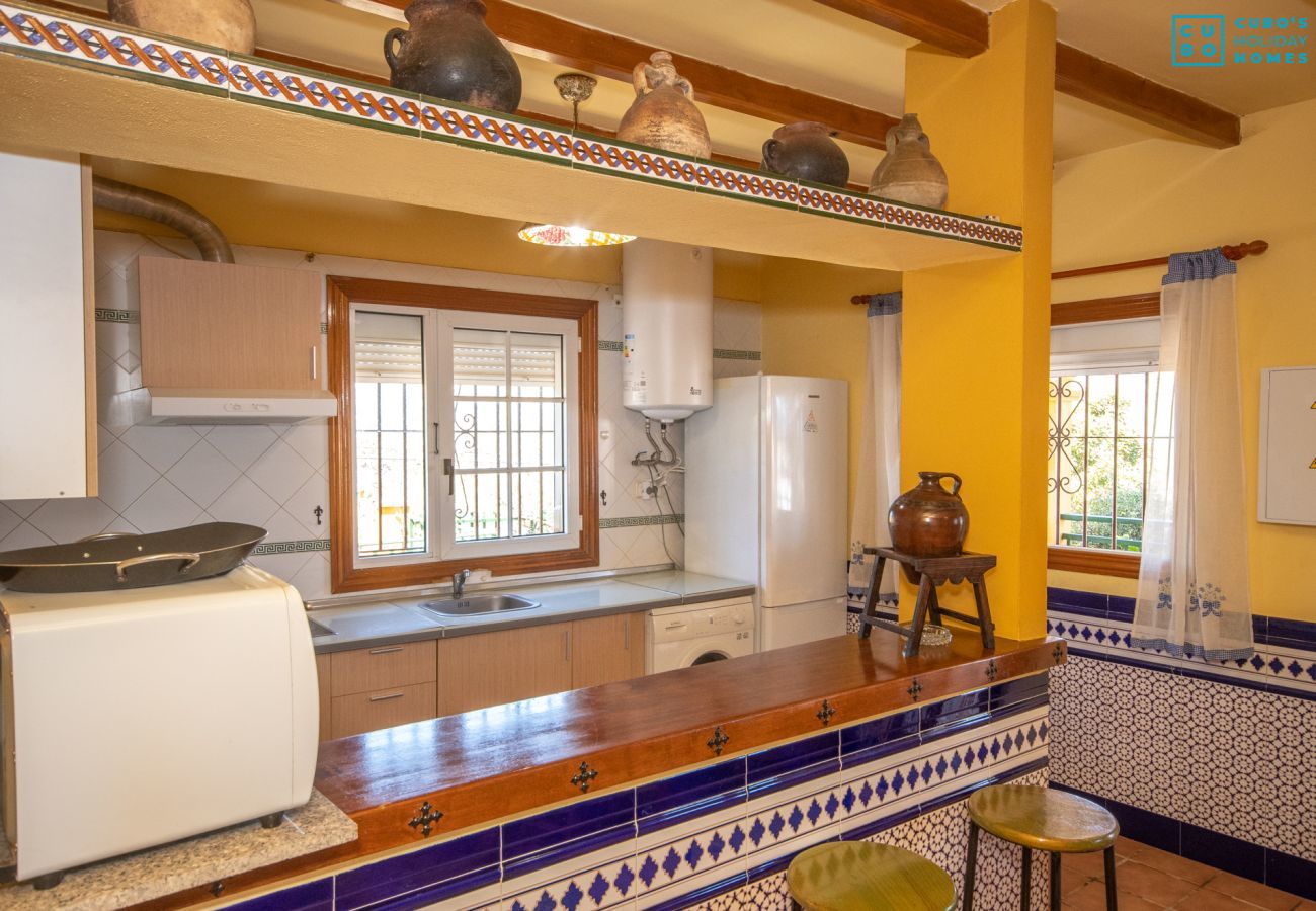 Salle de bain de cette villa à Ardales