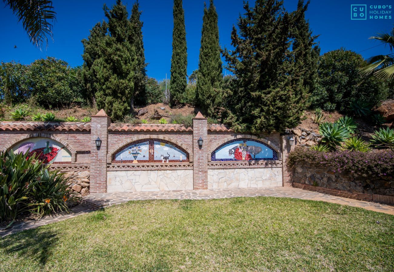 Jardin de ces appartements ruraux à Alhaurín el Grande