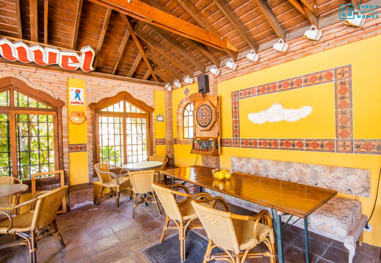 Terrasse de ces appartements ruraux à Alhaurín el Grande