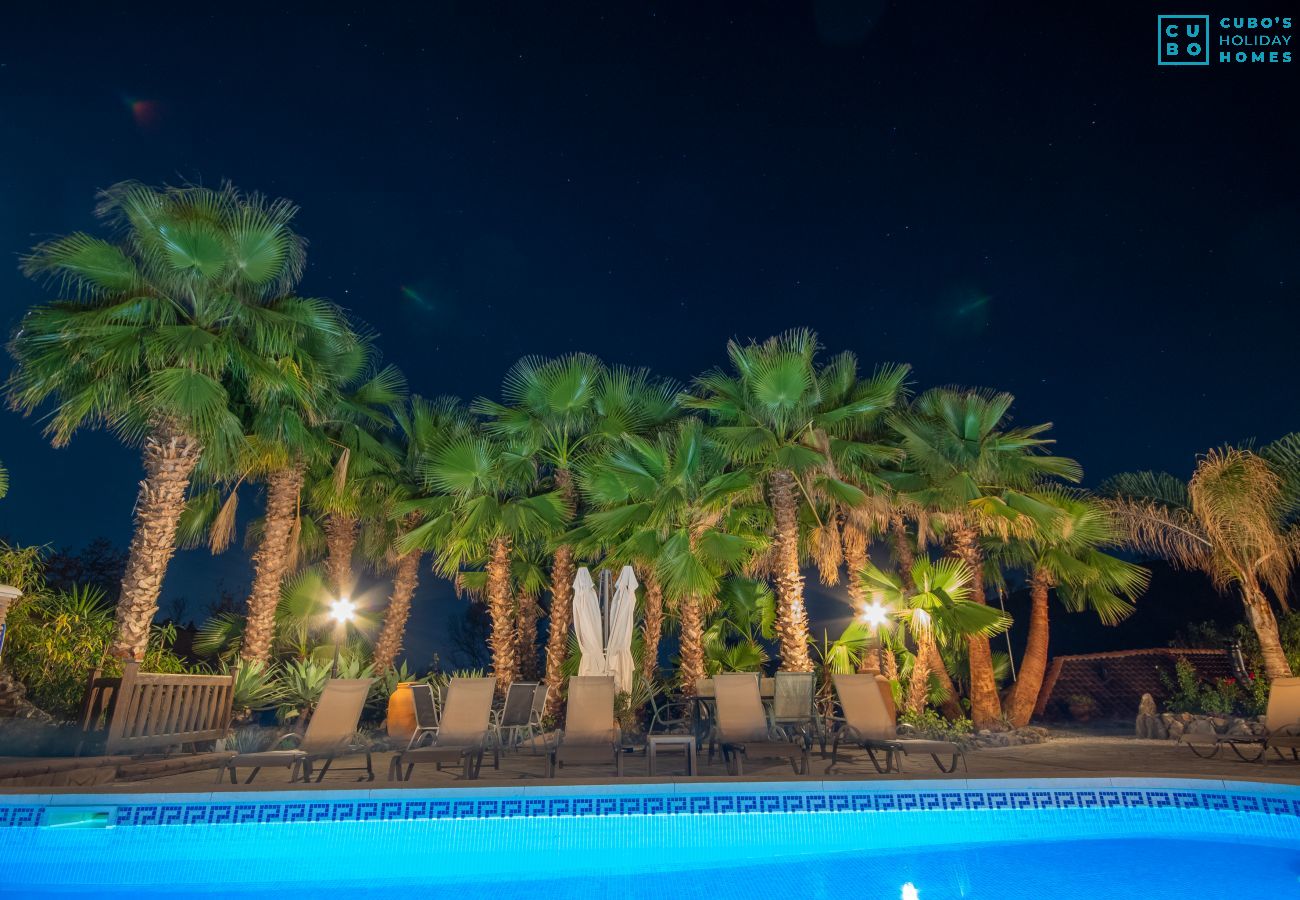 Piscine privée de ces appartements ruraux à Alhaurín el Grande