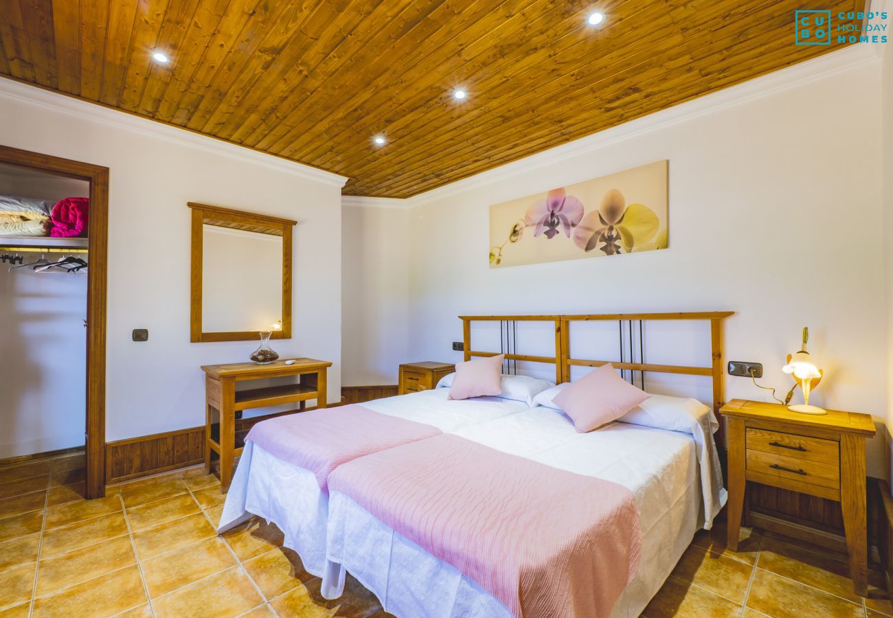 Gîte Rural à Alhaurín el Grande - Cubo's Casa La Dehesilla High Privacy and Pool