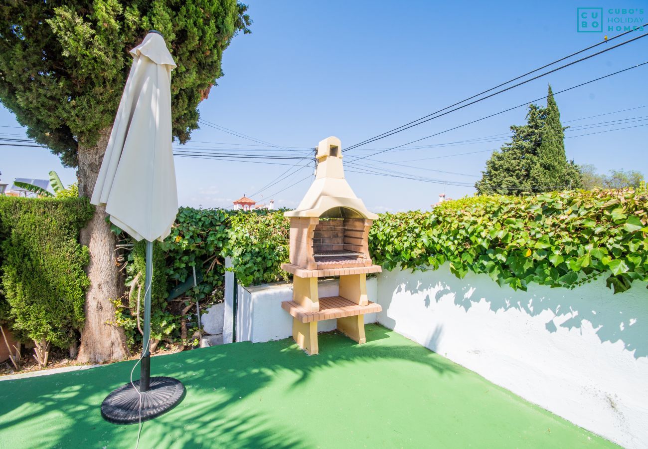 Barbecue de cette maison à Alhaurín de la Torre