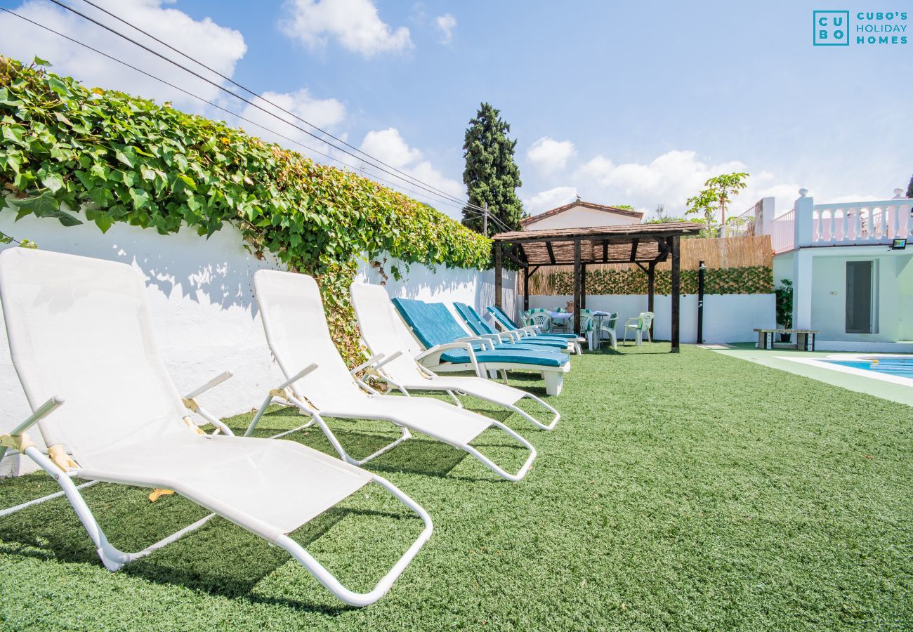 Jardin de cette maison à Alhaurín de la Torre