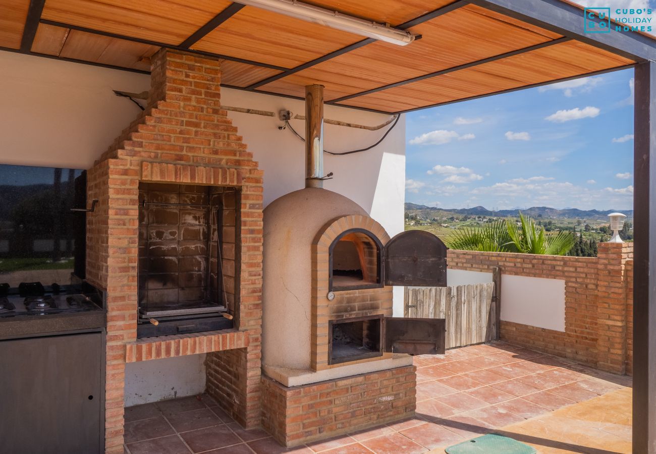 Barbecue de cette Villa à Cártama